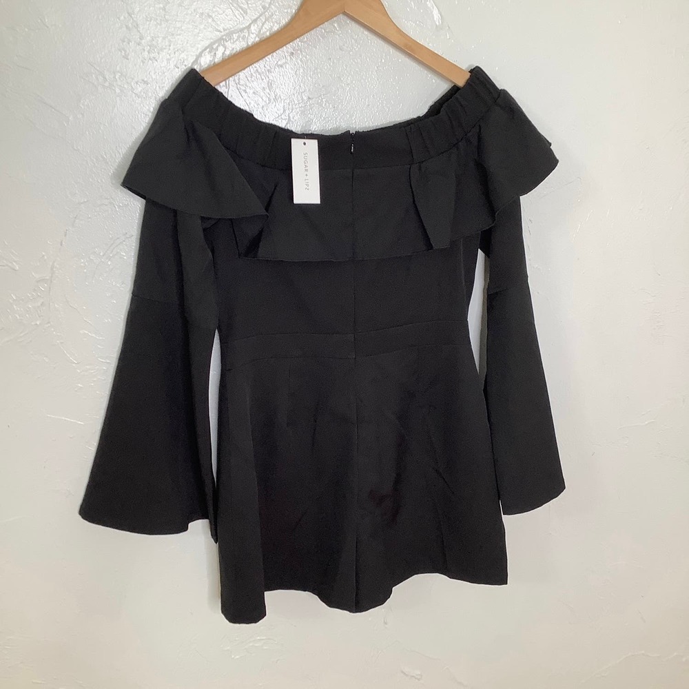 Sugar + Lips Off the shoulders Bell sleeves Black Romper SZ M NWT - Picture 1 of 9